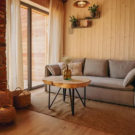 Cztery Pory Roku Z Balia I Sauna Ferienhaus *