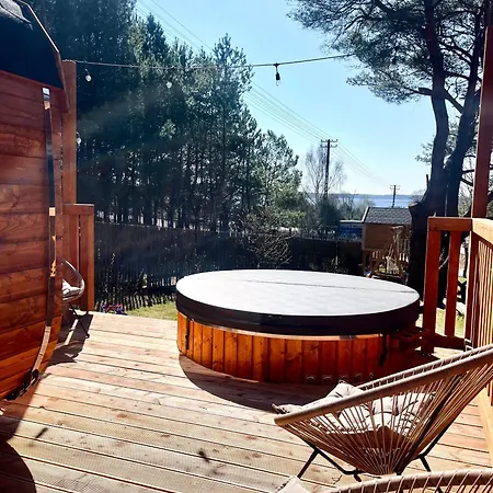 Cztery Pory Roku Z Balia I Sauna סבורנגאצ'יה
