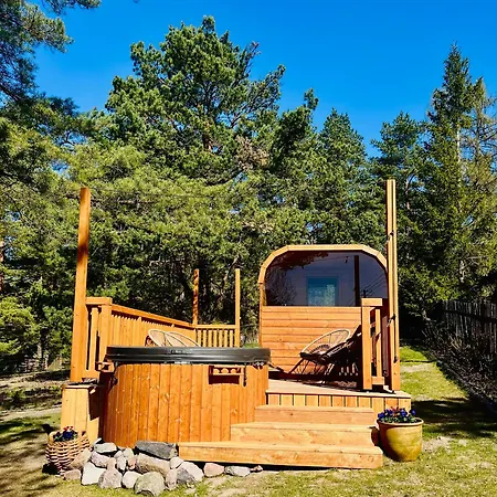 Ferienhaus Cztery Pory Roku Z Balia I Sauna